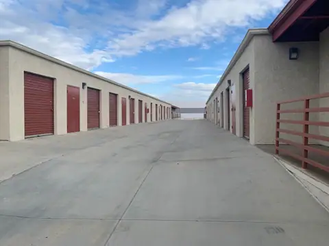Gilbert Self Storage photo 2