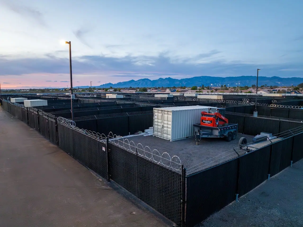 Lynx Contractor Storage, RV storage in Tucson
