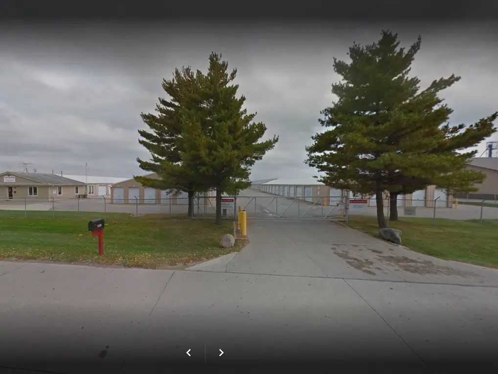Linden Storage, RV storage in Indianola