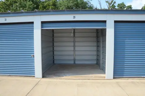 Storage Masters - Mt. Zion photo 3