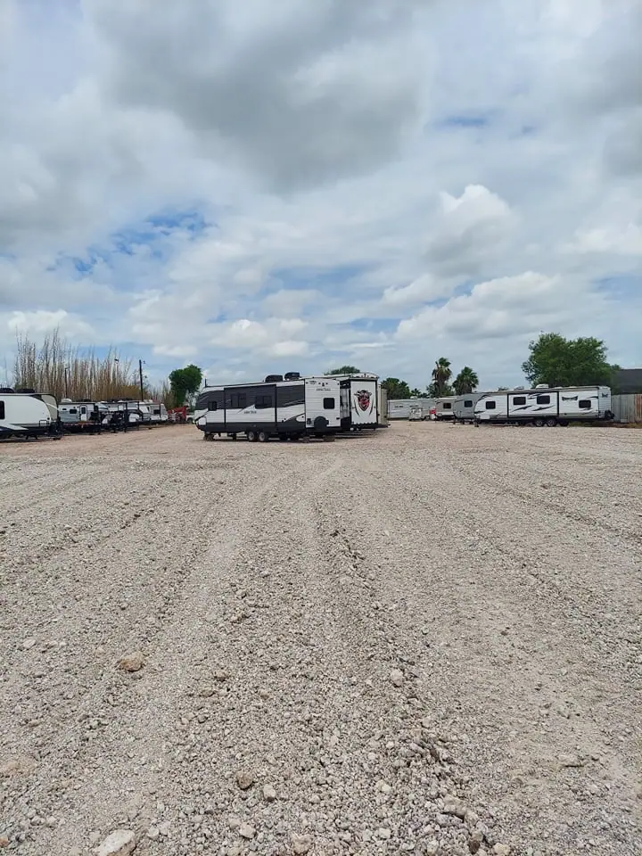 North Edinburg RV and Boat Storage, RV storage in Edinburg
