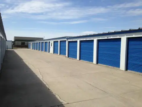 Storage Max photo 2