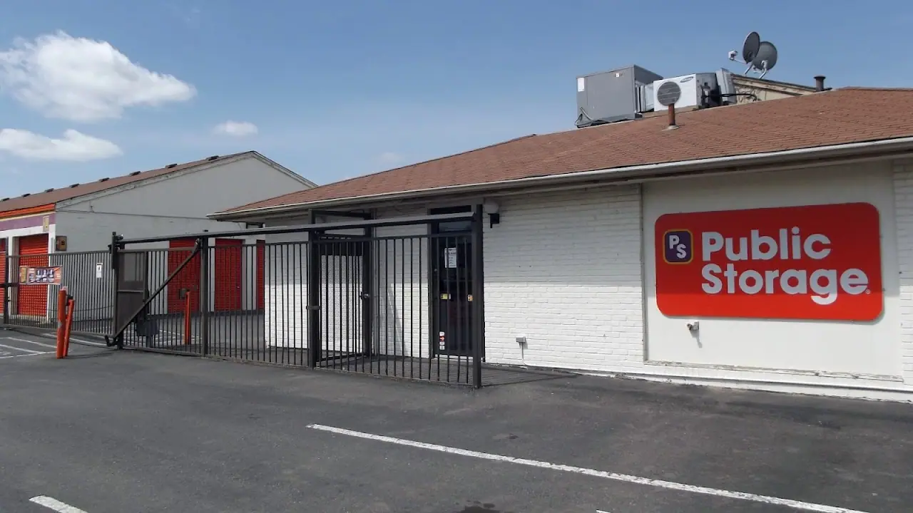 Public Storage, RV storage in Aurora