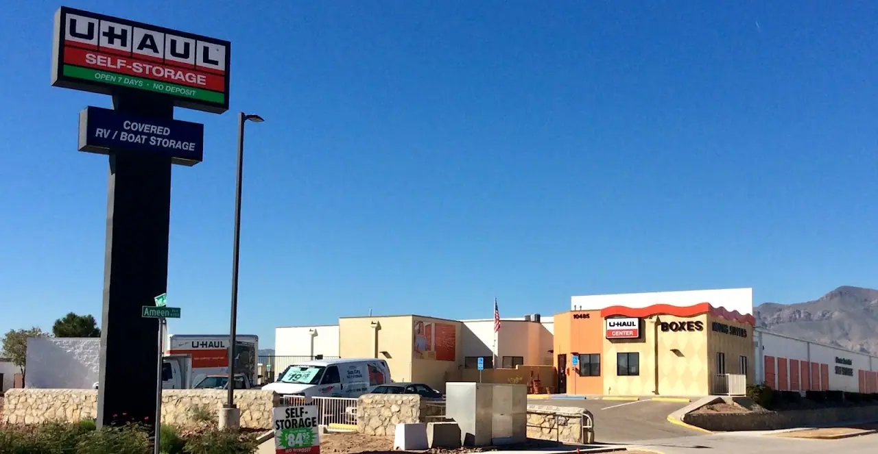 Self-Storage at U-Haul, RV storage in El Paso