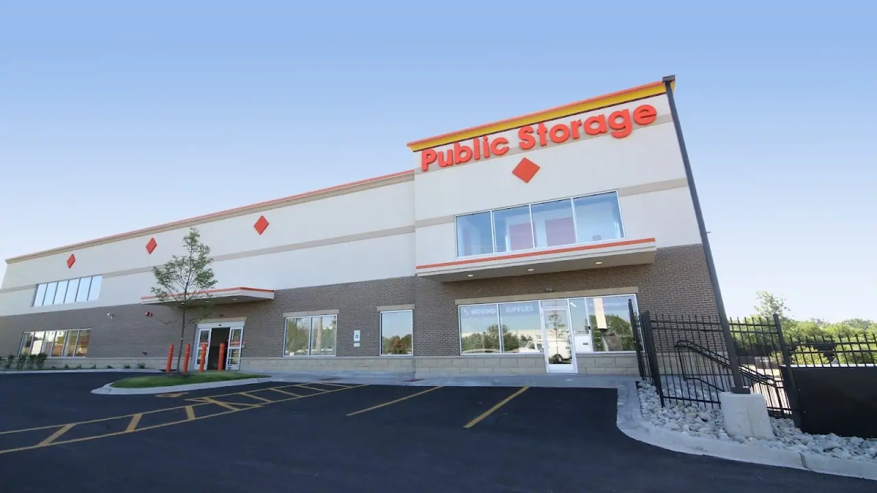 Public Storage, RV storage in Glendale Heights