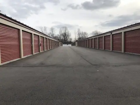 National Storage in Burton, MI
