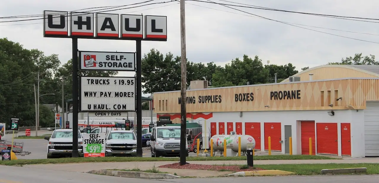 Self-Storage at U-Haul, RV storage in York