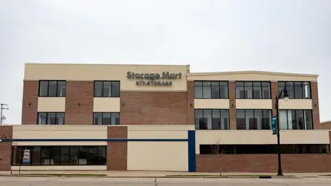 StorageMart photo 2