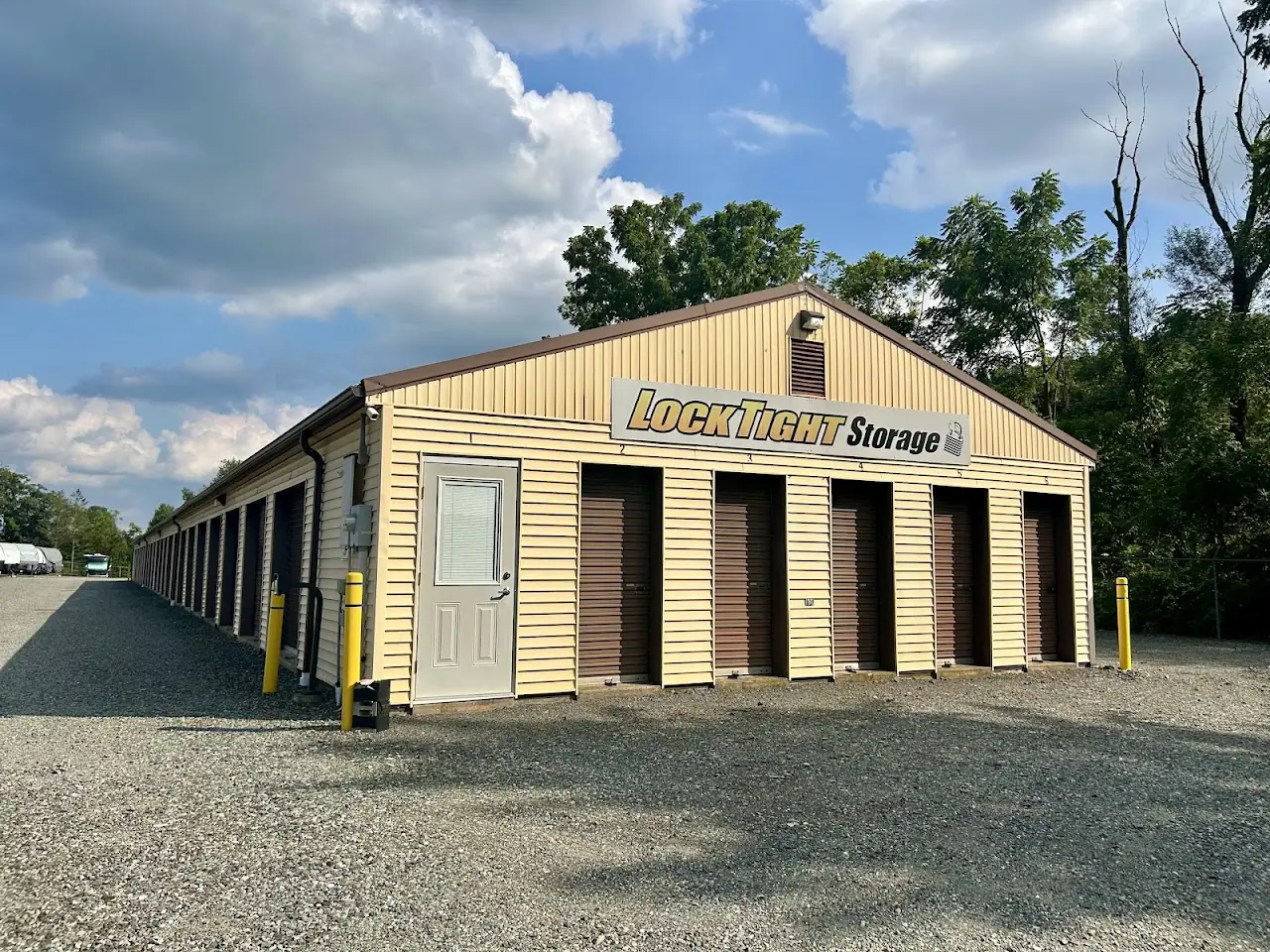 Lock Tight Storage, RV storage in Barto