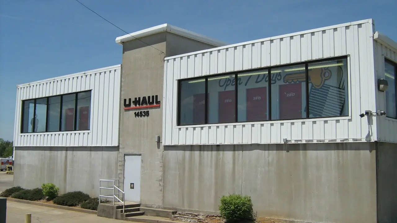 Self-Storage at U-Haul, RV storage in Old Hickory