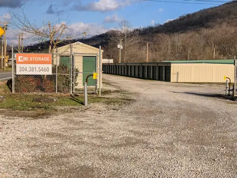 Mini Mall Storage - Elkview in Elkview, WV