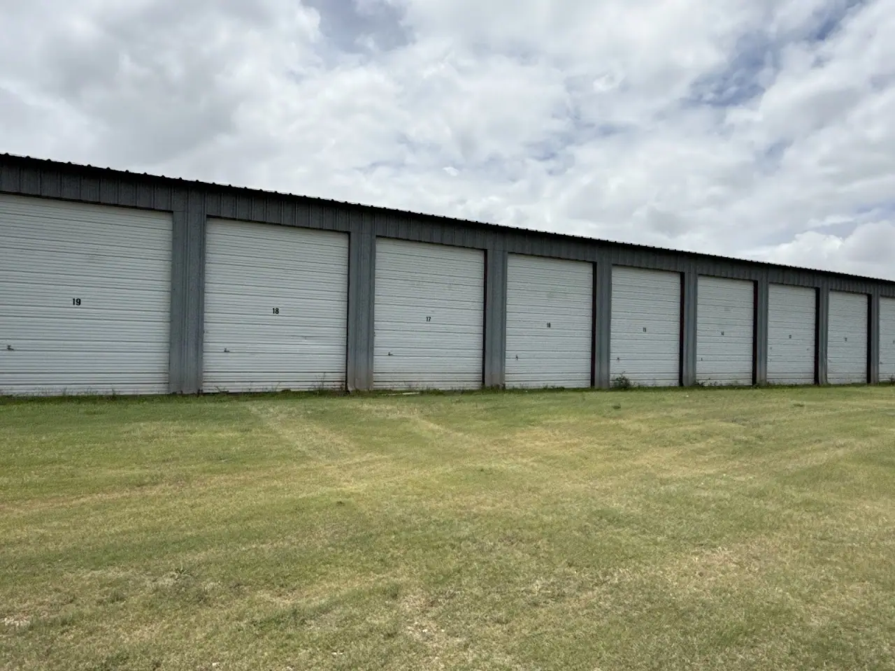 B&M Self Storage, RV storage in Pampa