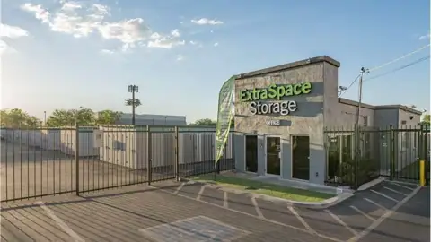 Extra Space Storage in Tempe, AZ