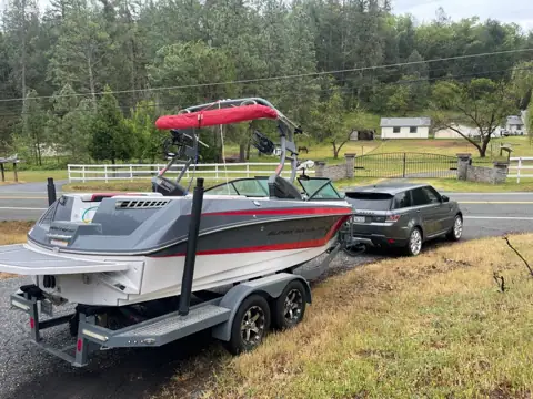 Oakridge RV, Boat & Car Storage photo 2