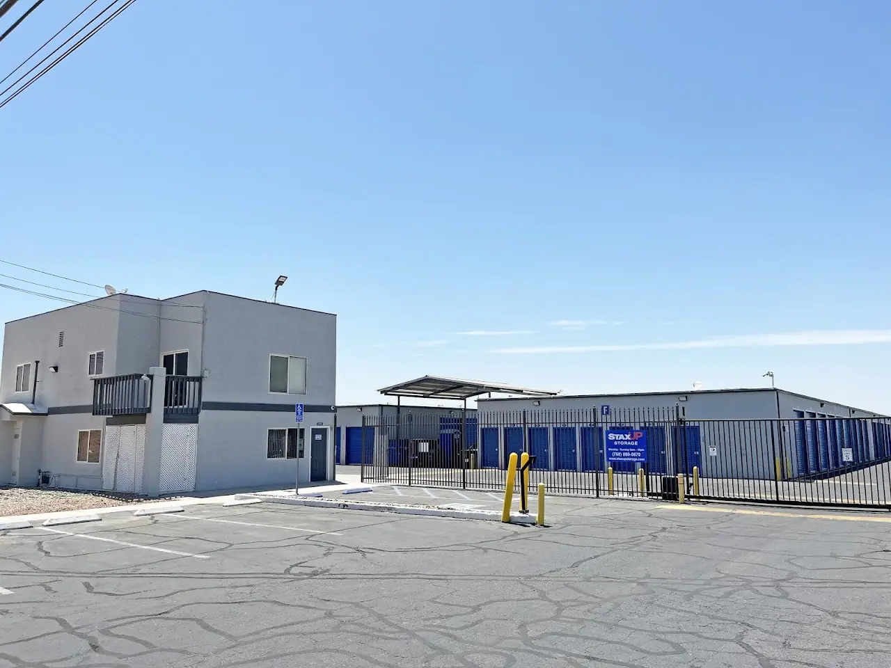 StaxUP Storage, RV storage in Calexico