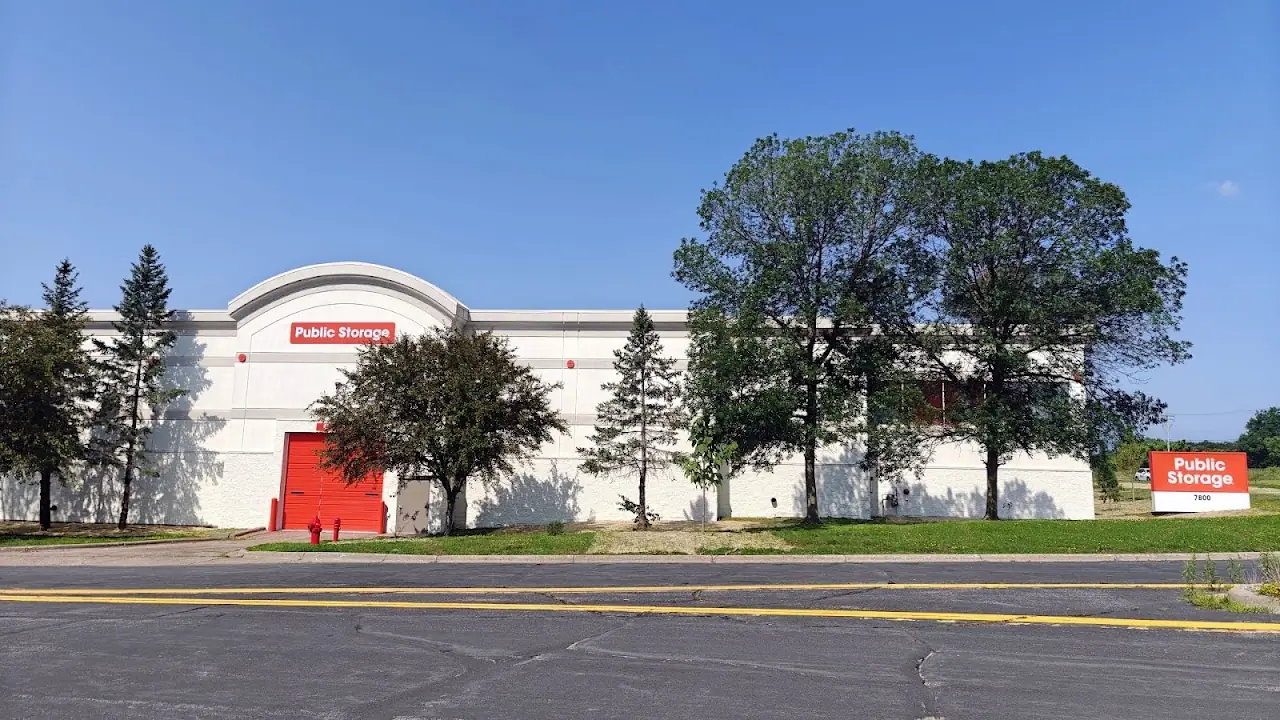 Public Storage, RV storage in Chanhassen