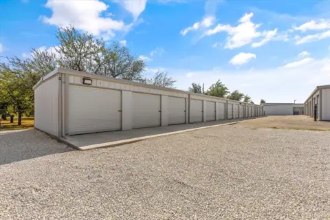 Plantation Storage in Granbury, TX
