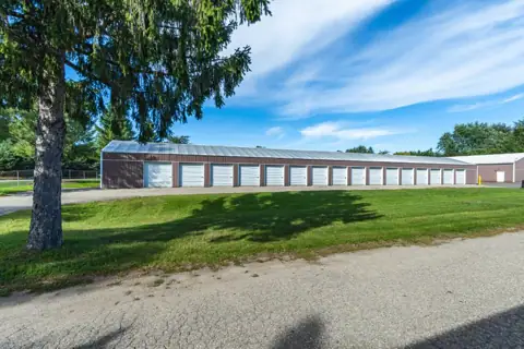 National Storage in Highland Township, MI