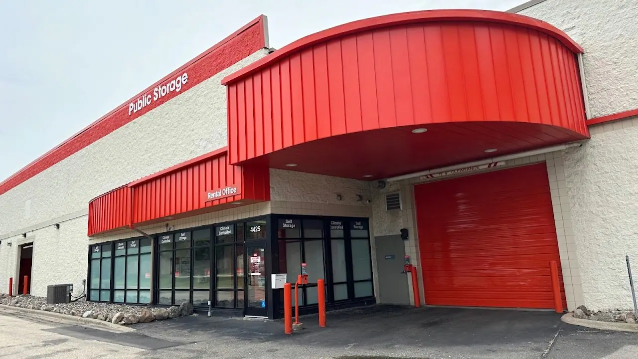 Public Storage, RV storage in Edina