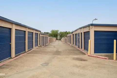 Public Storage photo 2