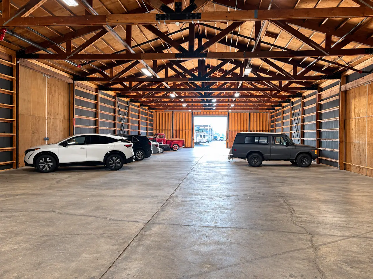 Pedron Auto Boat & RV Storage, RV storage in Vancouver