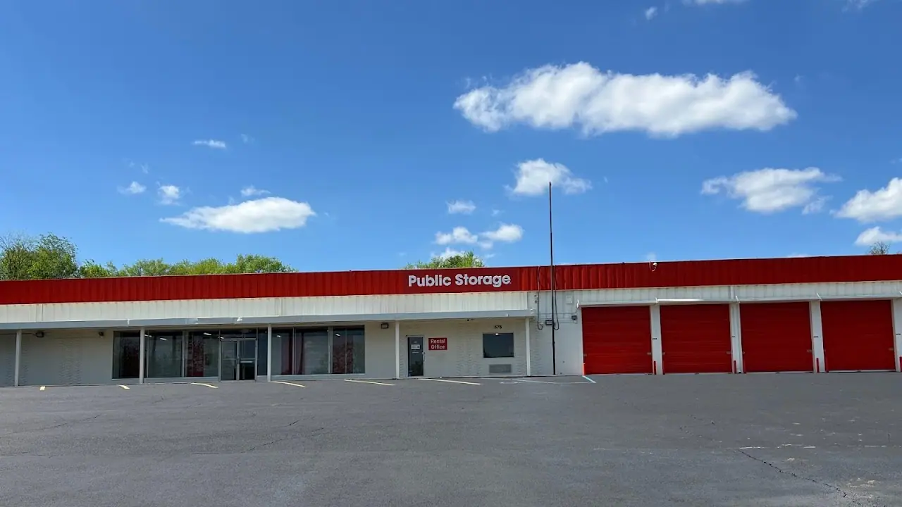 Public Storage, RV storage in Midfield