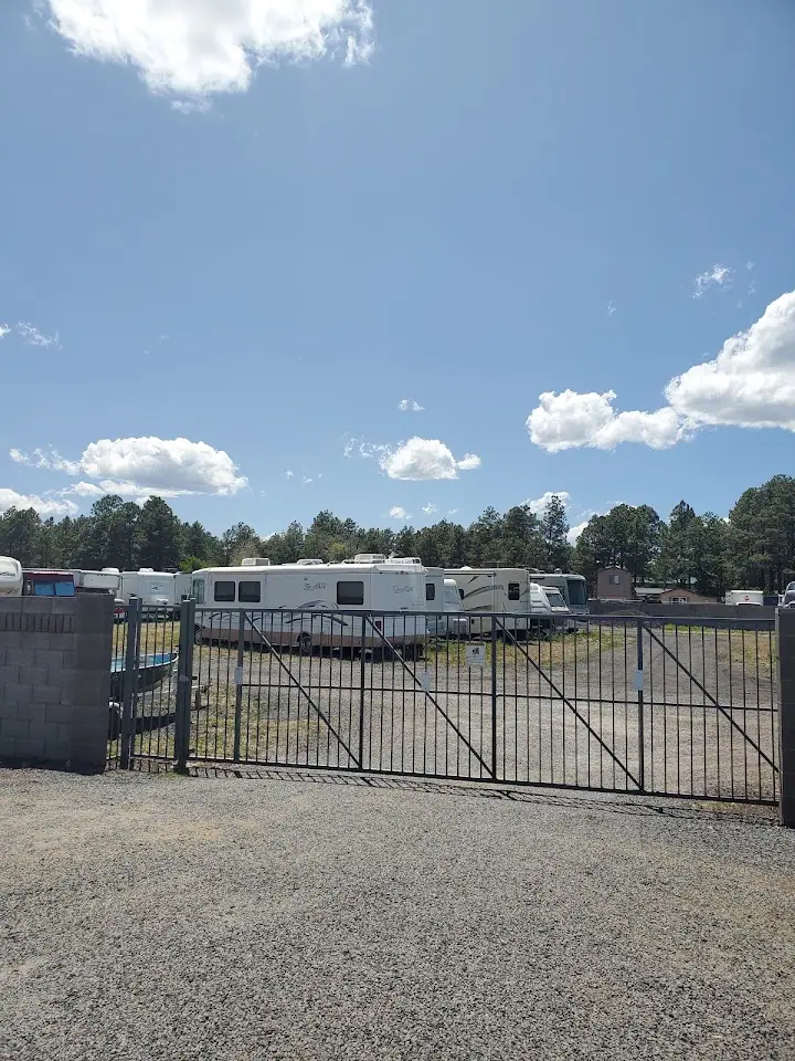 Wagon Wheel RV & Mini Storage, RV storage in Lakeside