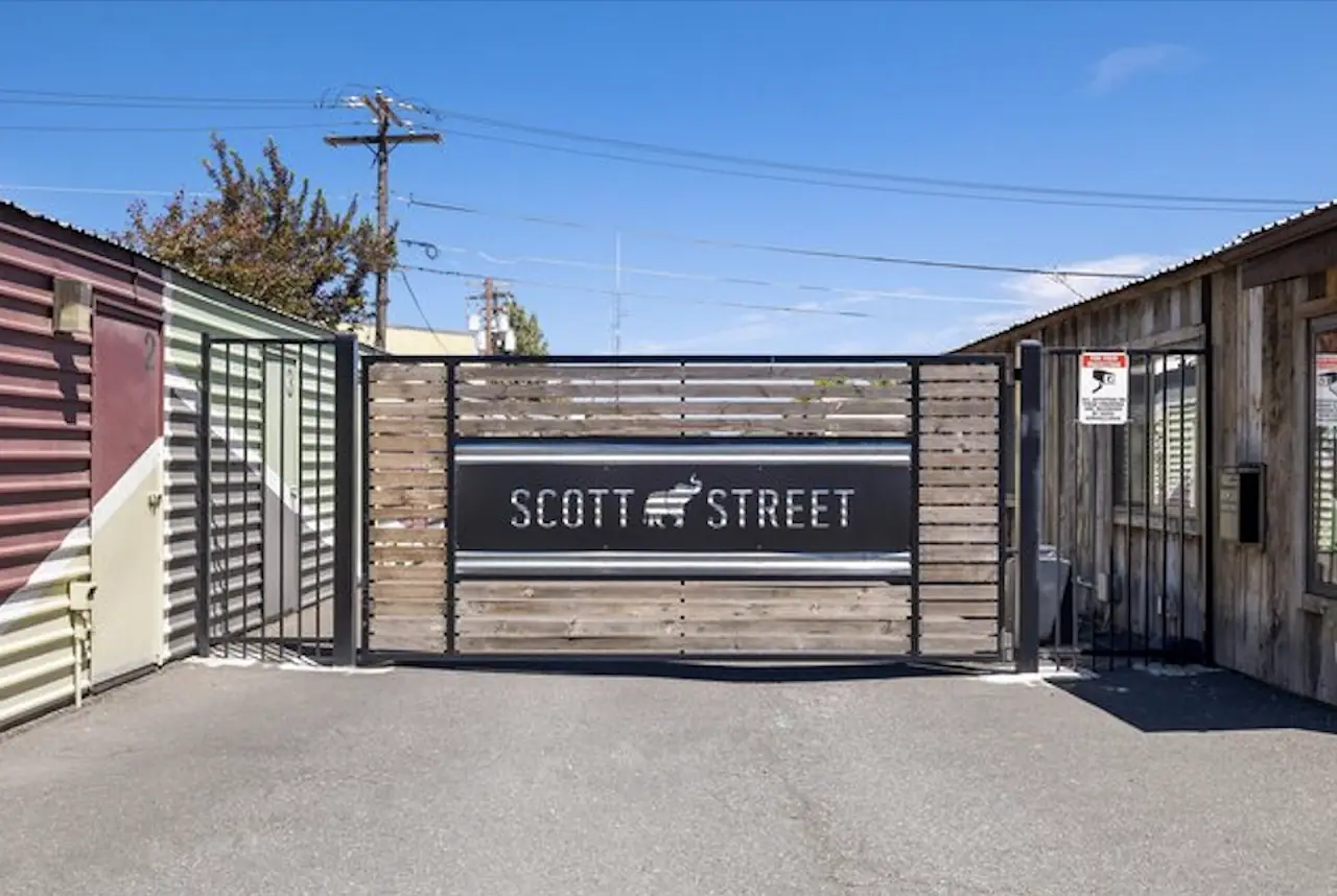 Blue Elephant Storage - Scott Street, RV storage in Bend