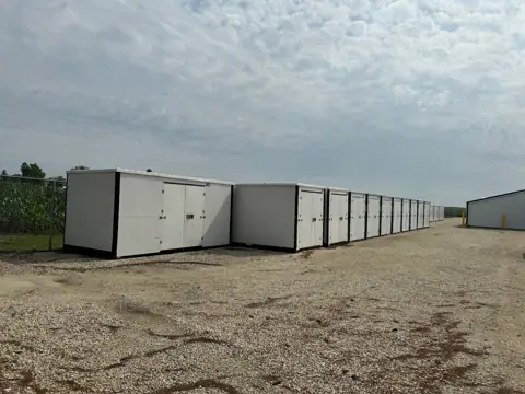 Honey Creek Storage in Manchester, IA