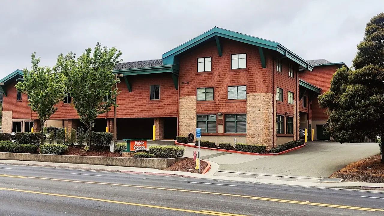 Public Storage, RV storage in Corte Madera