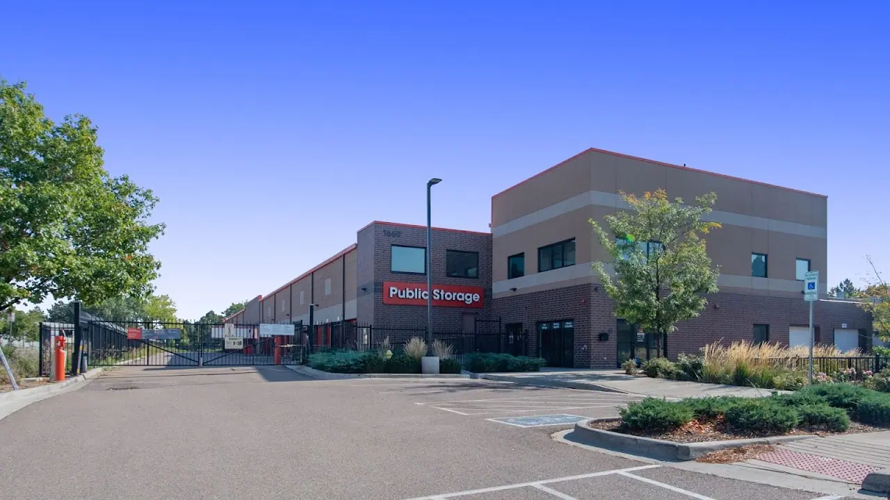 Public Storage, RV storage in Aurora
