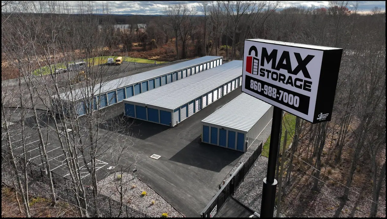 Max Storage, RV storage in Windsor Locks