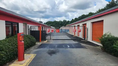Public Storage photo 3