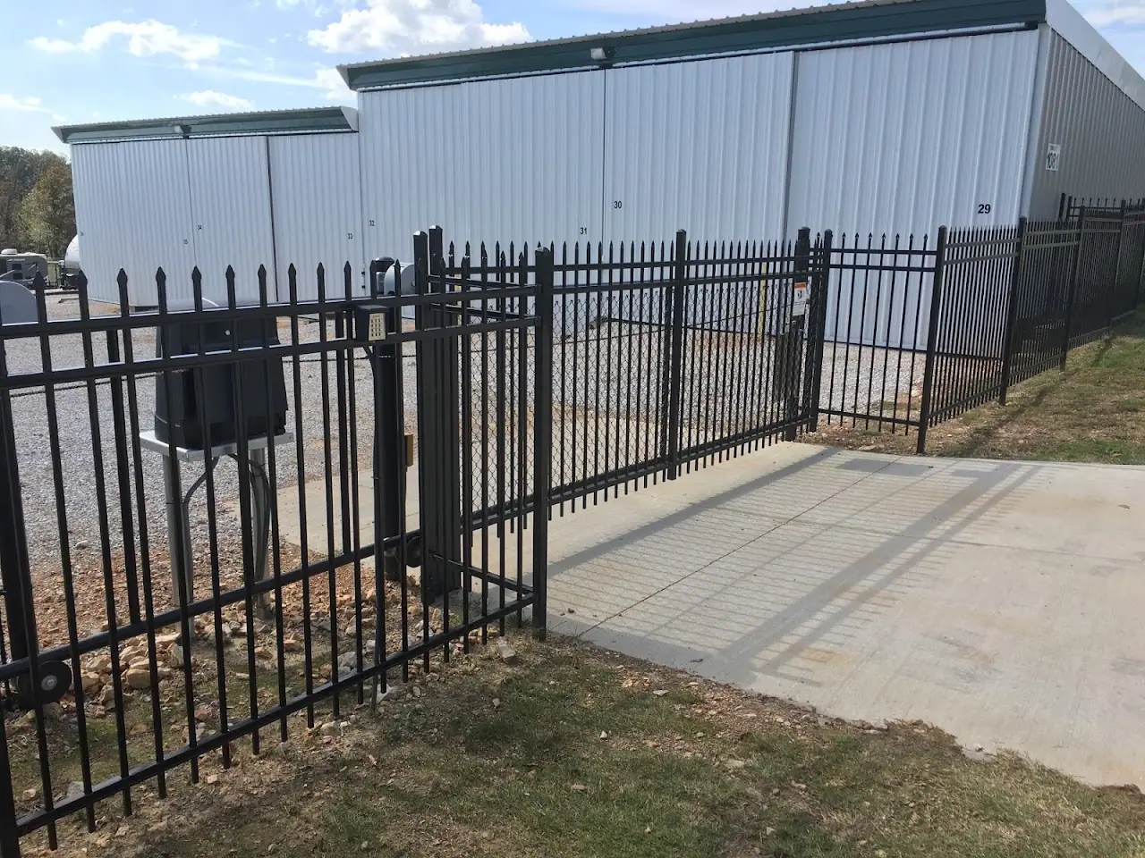 Big Boyz Toyz Boat & RV Storage, RV storage in Cave Springs