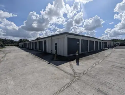 Neighbor RV & Car Storage photo 2