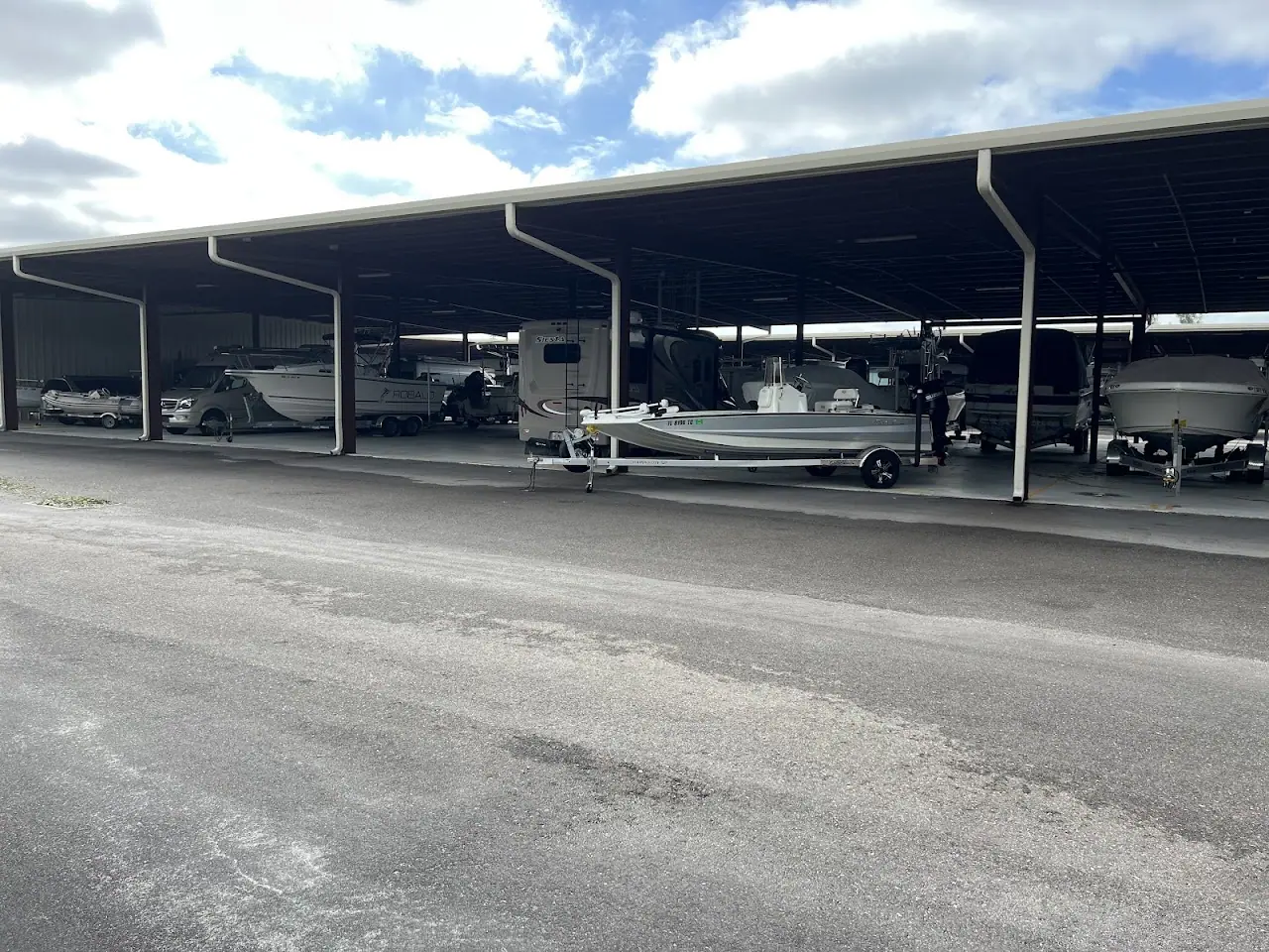 Pine Ridge RV & Boat Storage, RV storage in Fort Myers