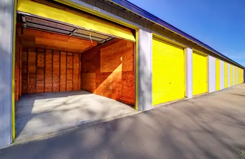 Storage King USA photo 2