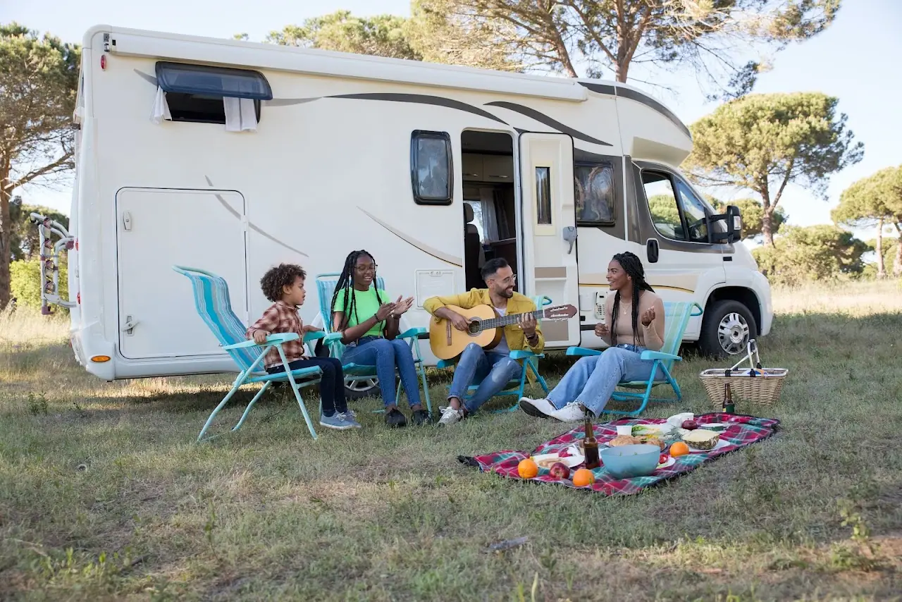 Broncos Parkway RV and Boat Storage, RV storage in Centennial
