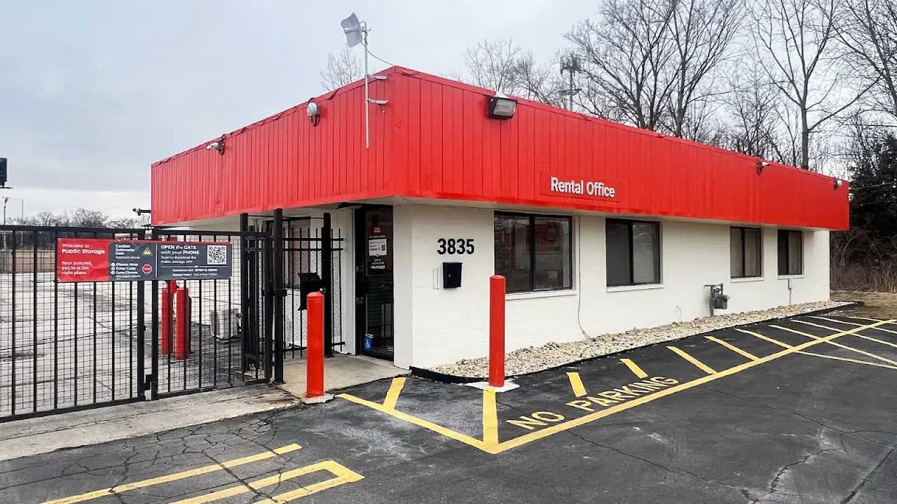 Public Storage, RV storage in Markham