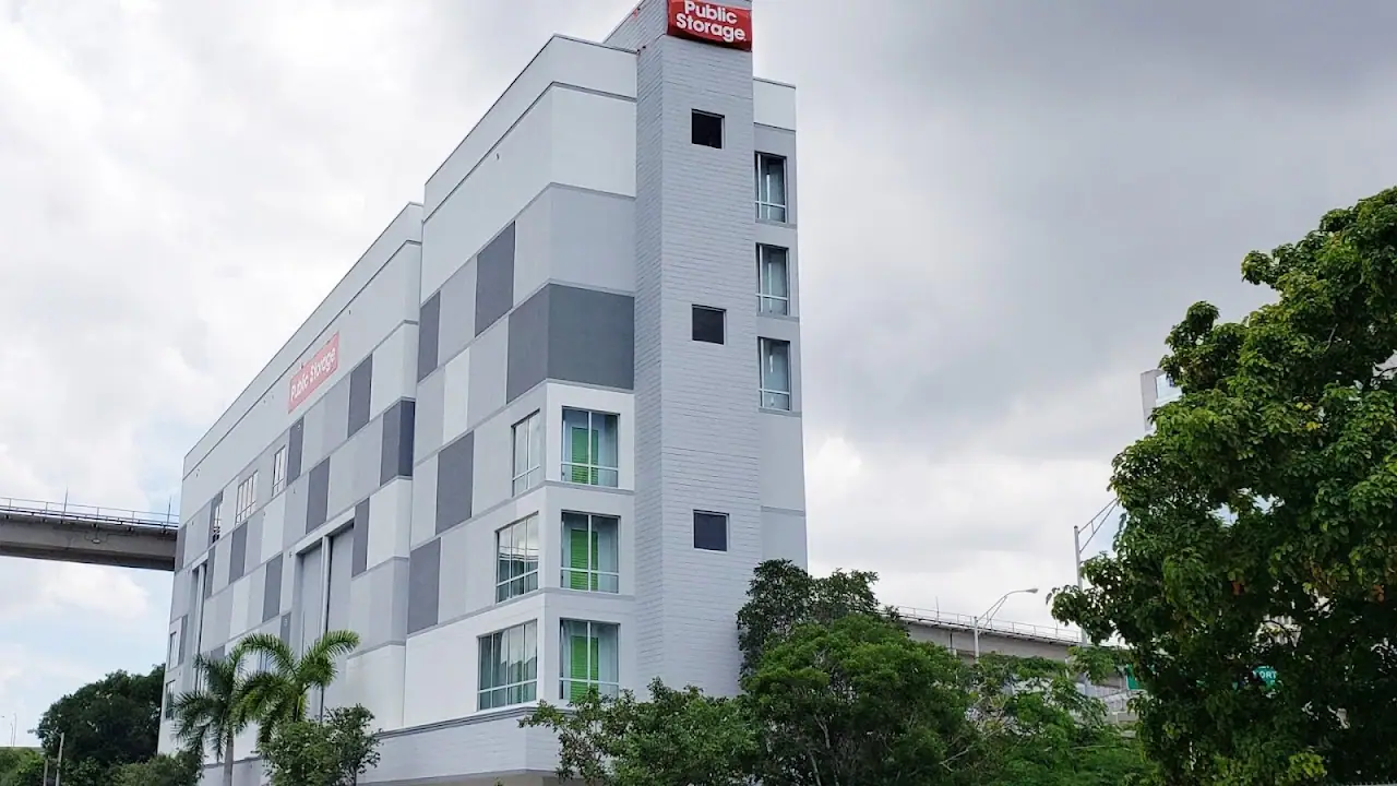 Public Storage, RV storage in Miami