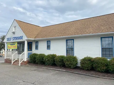 AAAA Self Storage in Chester, VA