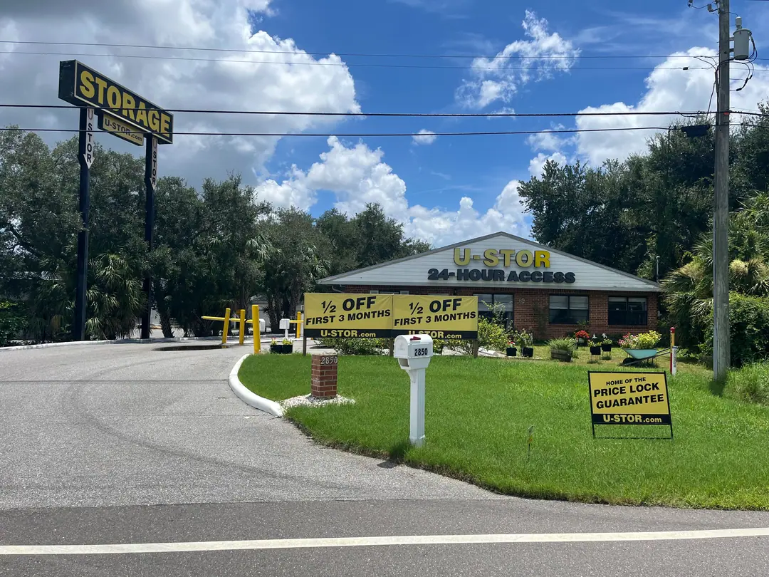 U-Stor Self Storage St. Petersburg, FL, RV storage in St. Petersburg