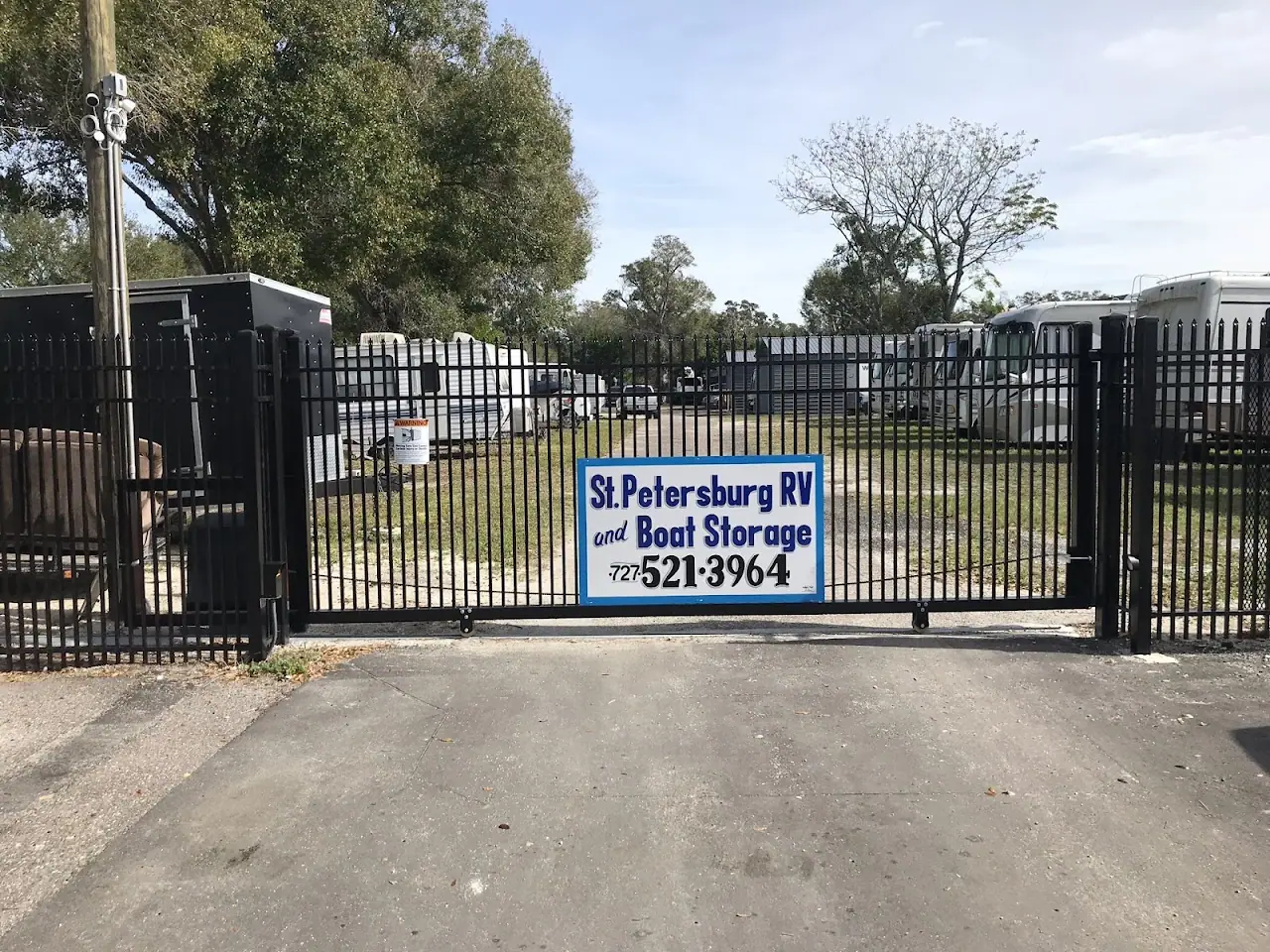 St. Petersburg RV and Boat Storage, RV storage in St. Petersburg