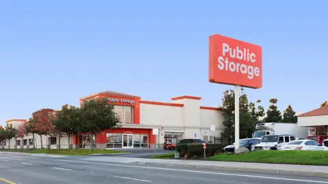 Public Storage photo 2