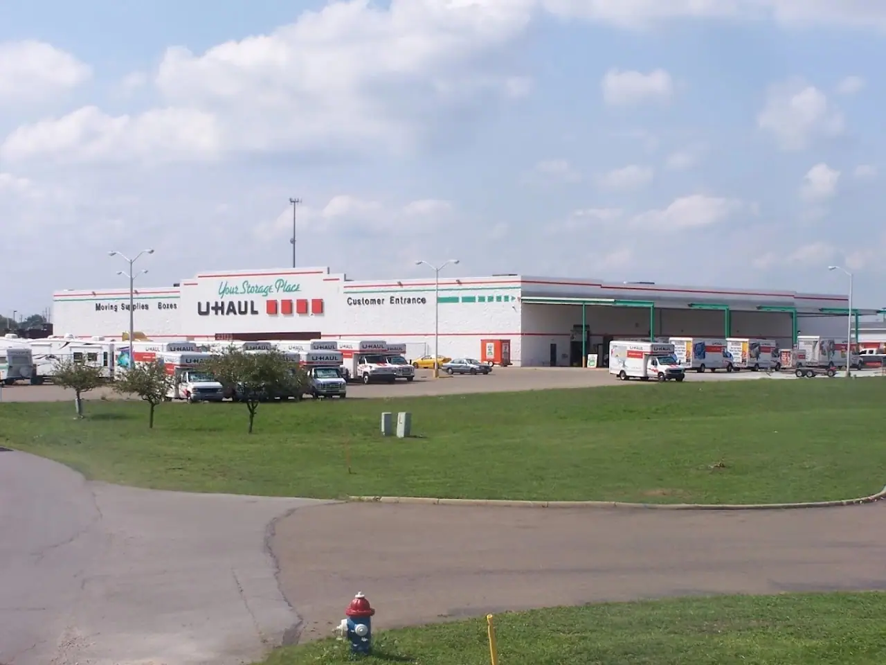 Self-Storage at U-Haul, RV storage in Lancaster