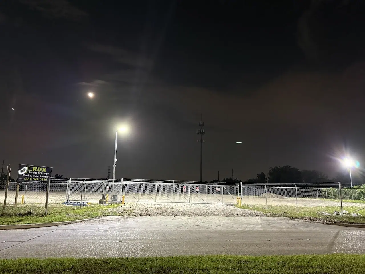 RDX Parking & Storage, RV storage in Houston
