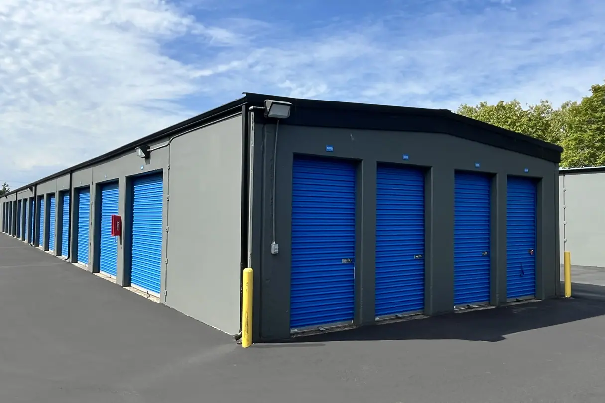 Glacier West Self Storage, RV storage in Vancouver