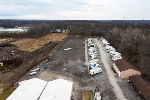 Dockyard Storage photo 2