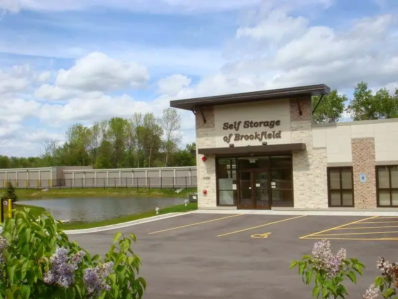 Self Storage of Brookfield, RV storage in Brookfield