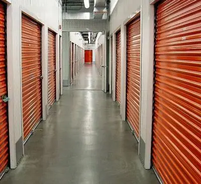 Self-Storage at U-Haul, RV storage in Burbank